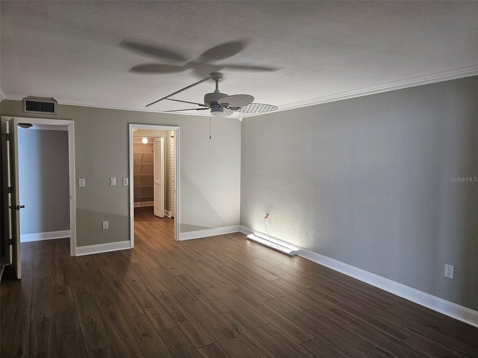 6440 Mourning Dove Dr #402 Property Photo 13