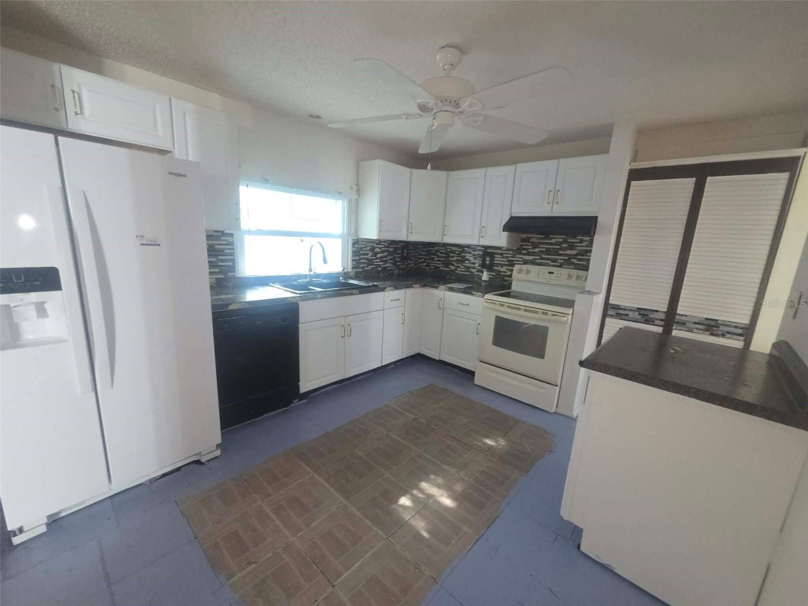 4551 Webber St Property Photo 5