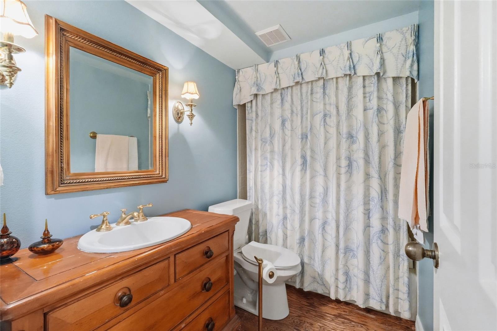 1211 61st St Nw Property Photo 44