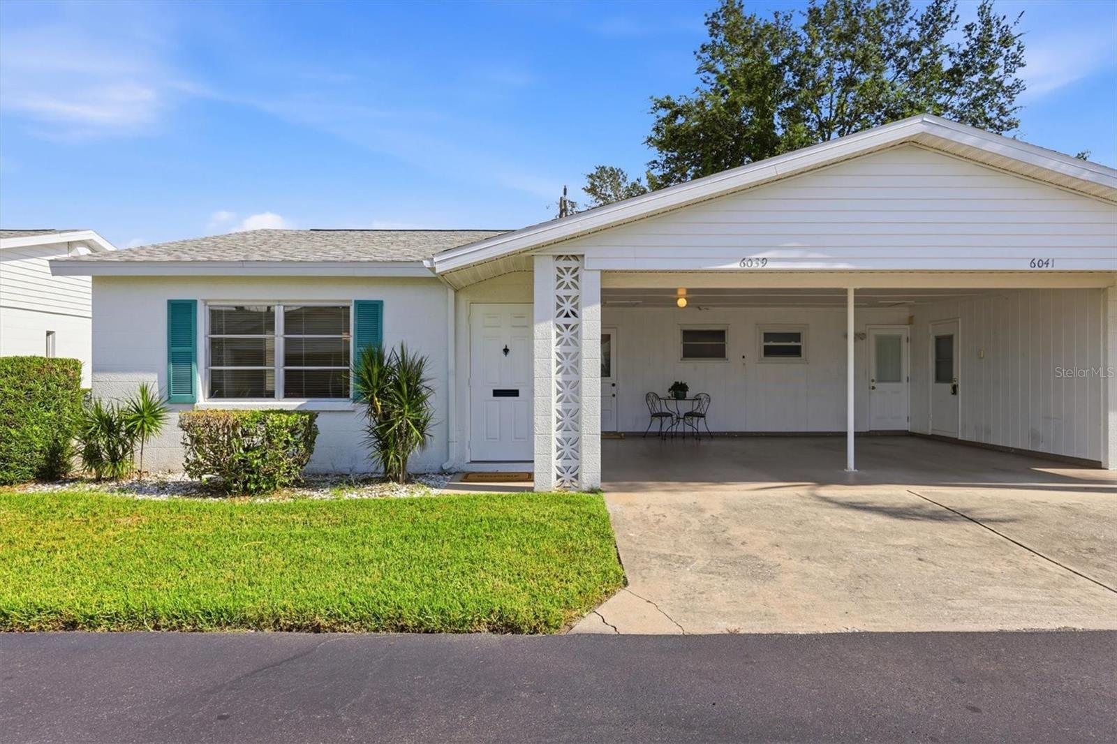 6039 Coral Way Property Photo 2