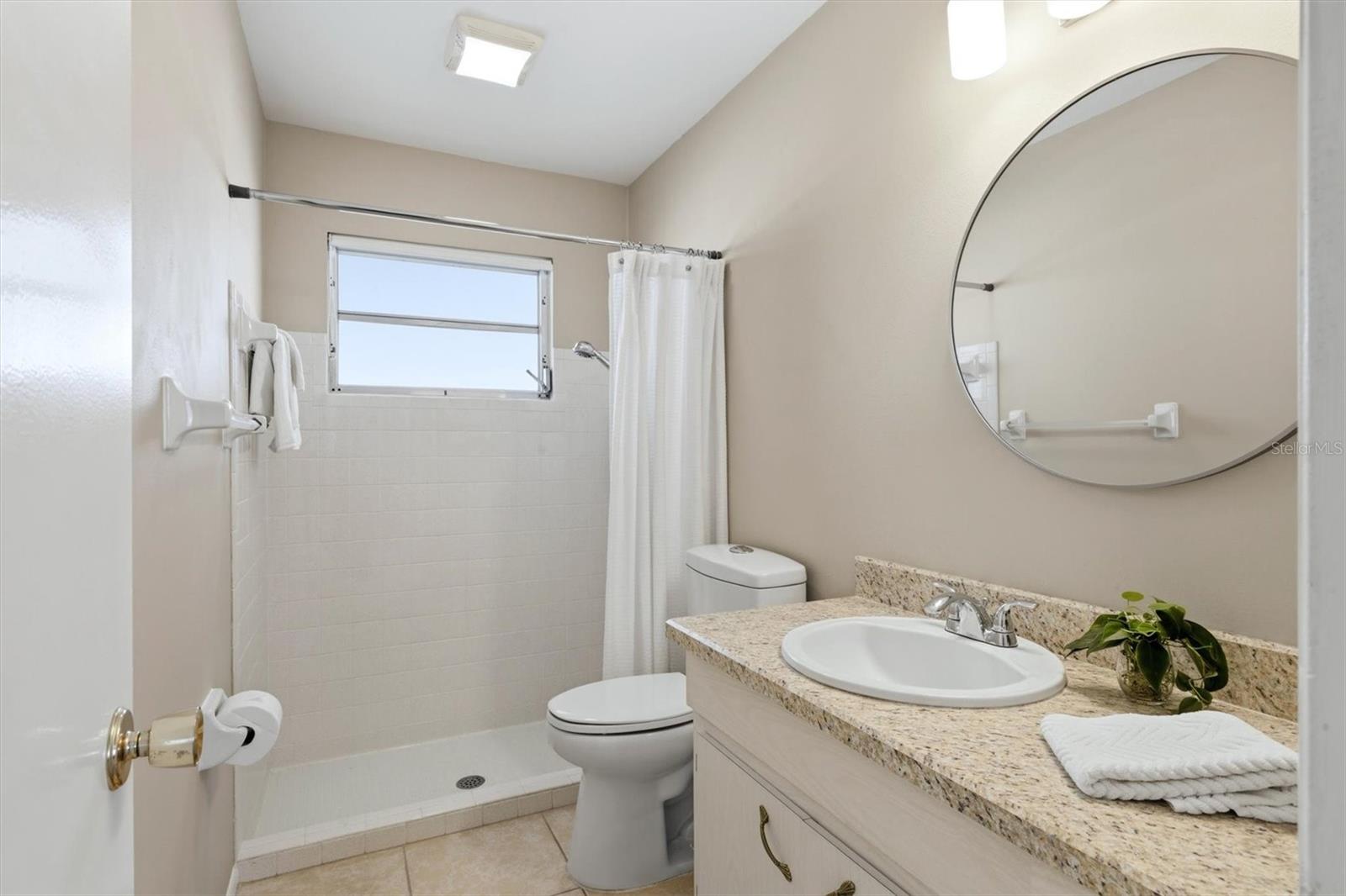 6039 Coral Way Property Photo 10