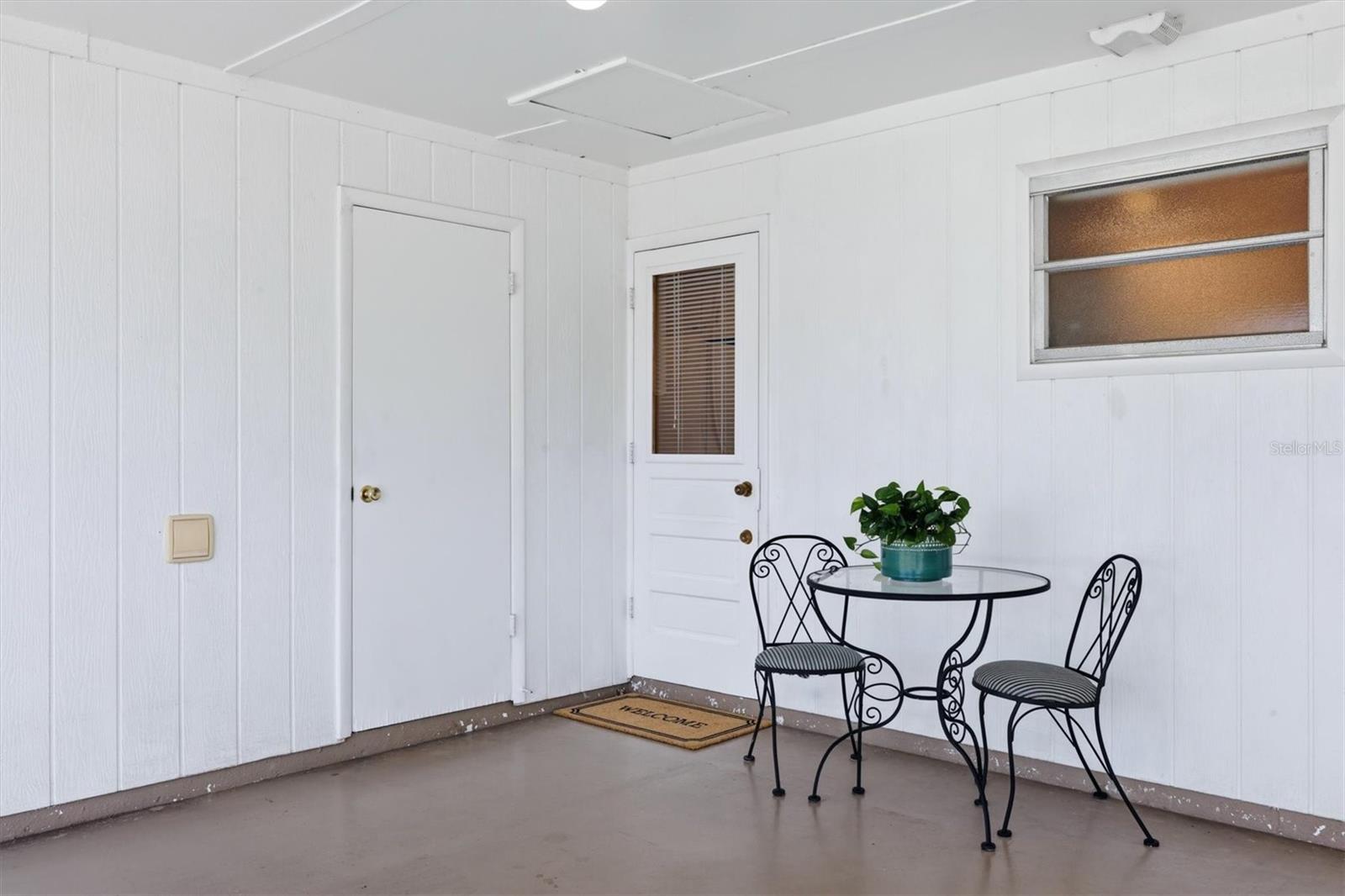 6039 Coral Way Property Photo 15