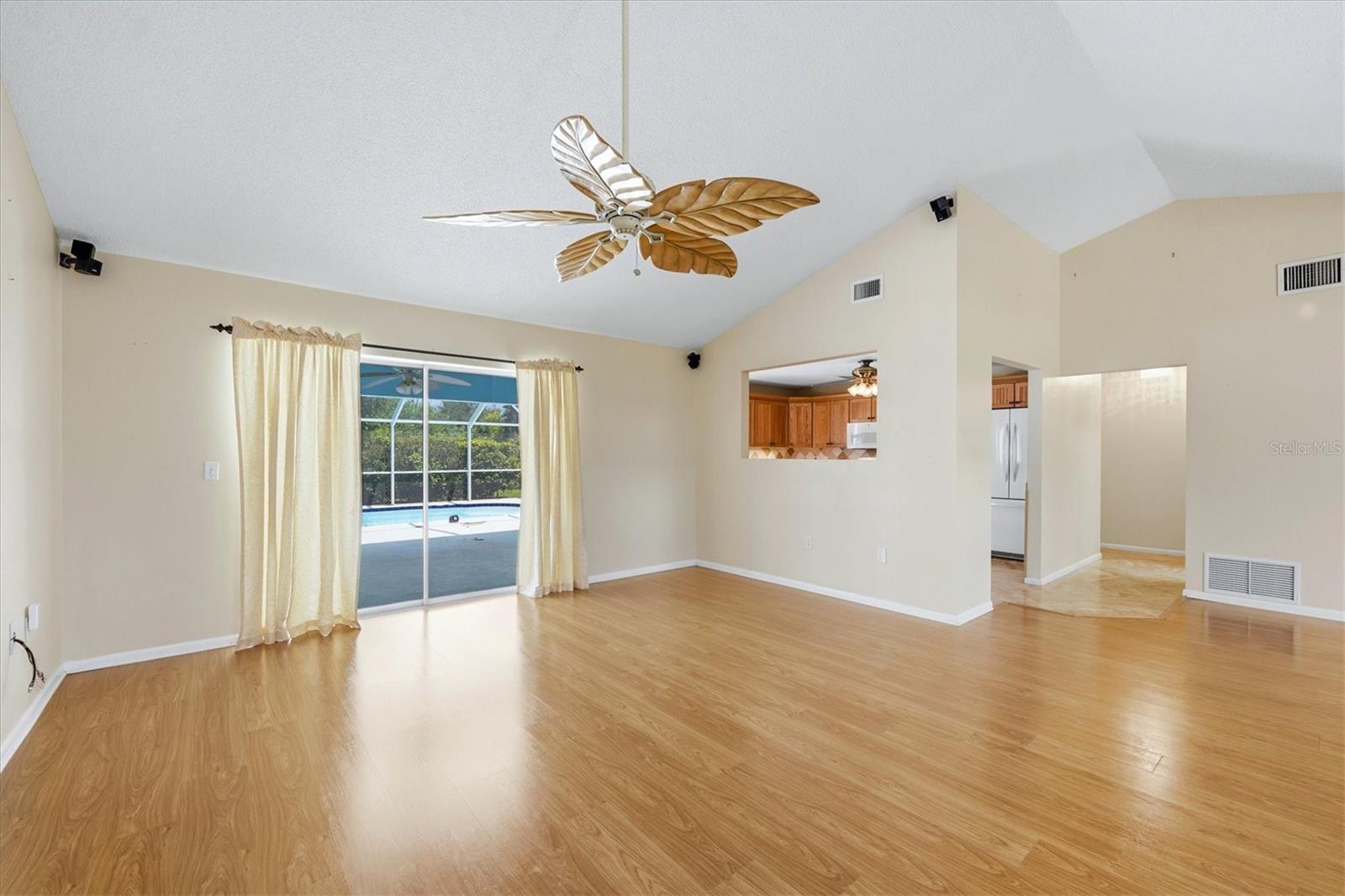 5015 86th Street Ct W Property Photo 14