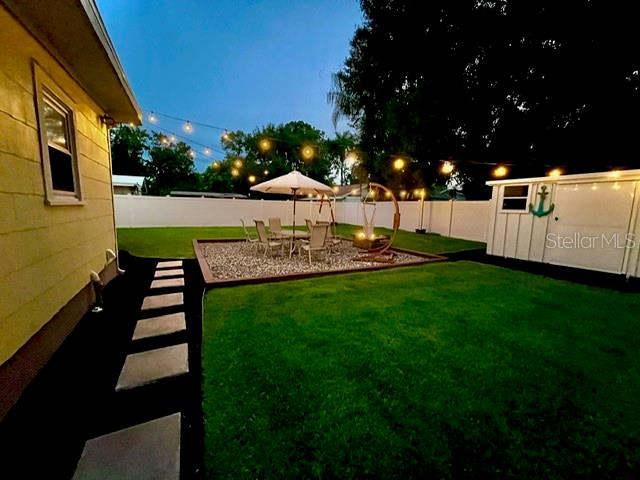 318 34th St W Property Photo 5