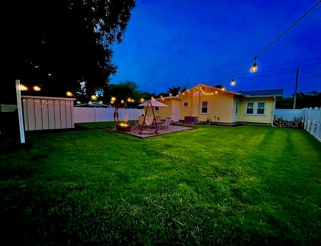 318 34th St W Property Photo 8