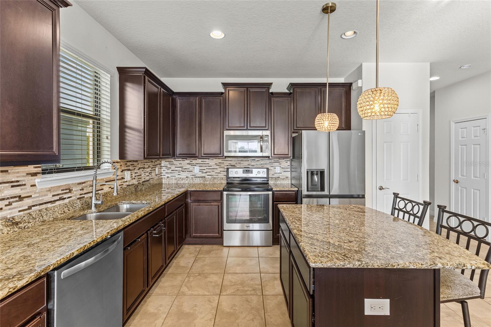 5409 105th Ter E Property Photo 6