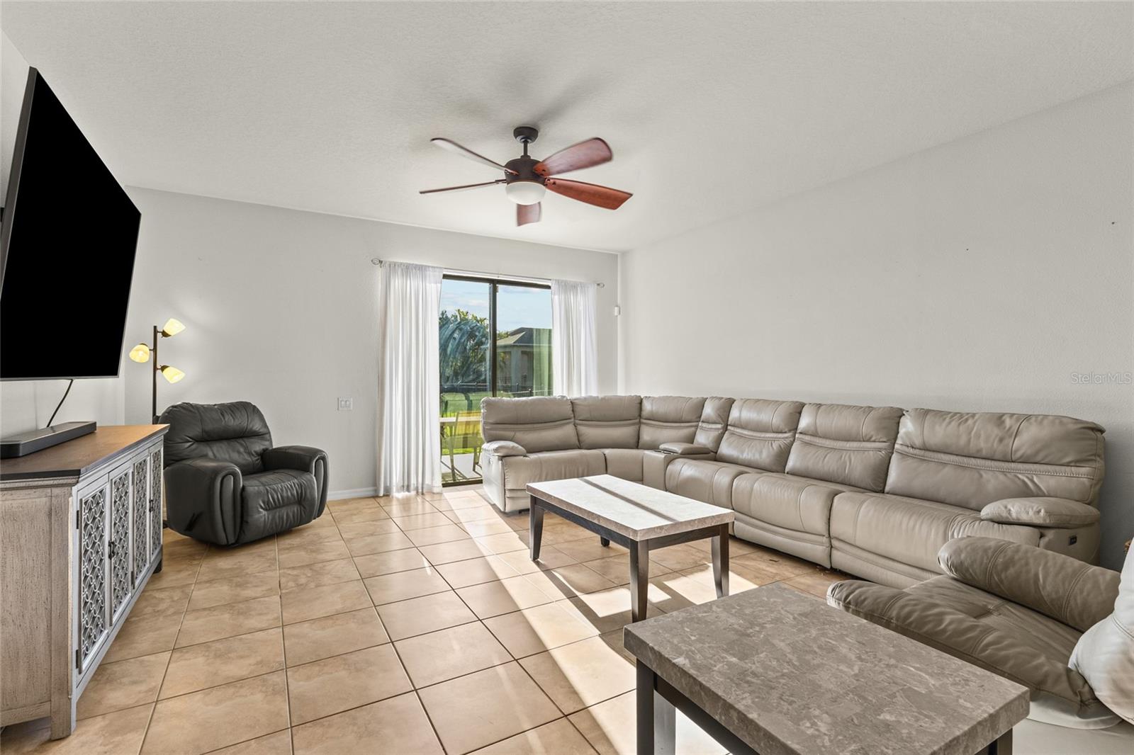 5409 105th Ter E Property Photo 8