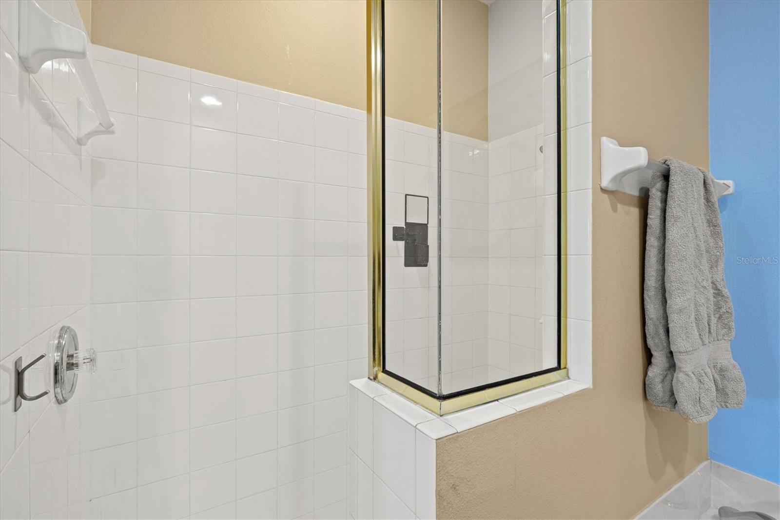 6252 Donnington Ct Property Photo 29