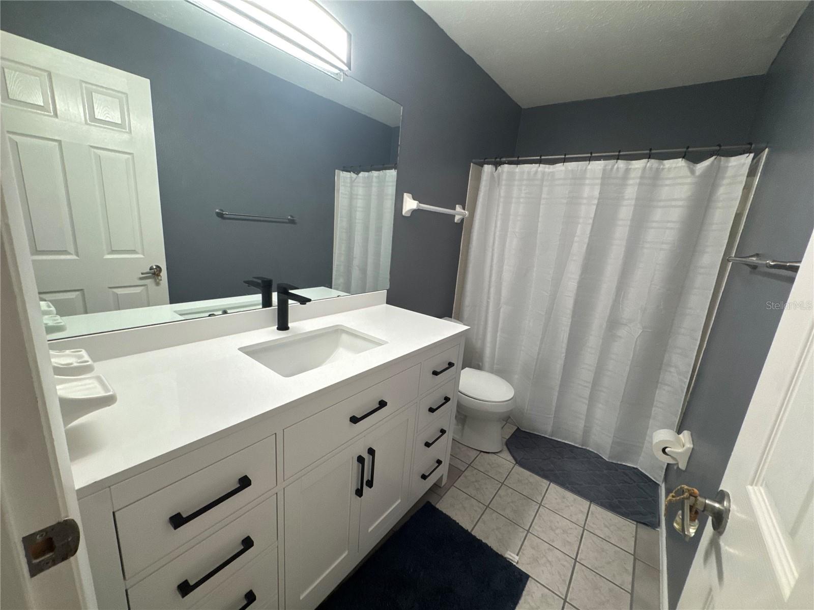 1774 Mova St Property Photo 9