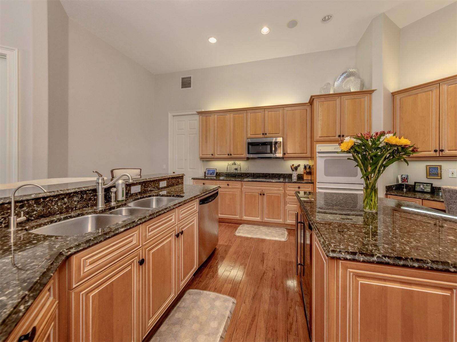 444 Tremingham Way Property Photo 39