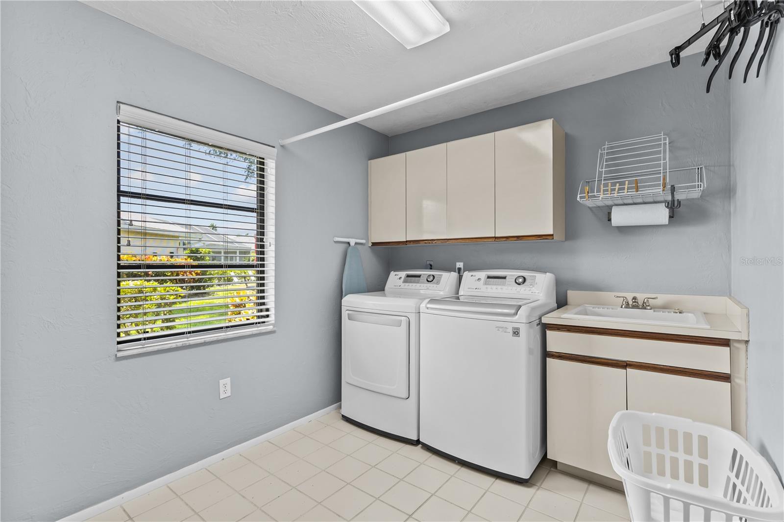 1903 Pebble Beach Ct Property Photo 24