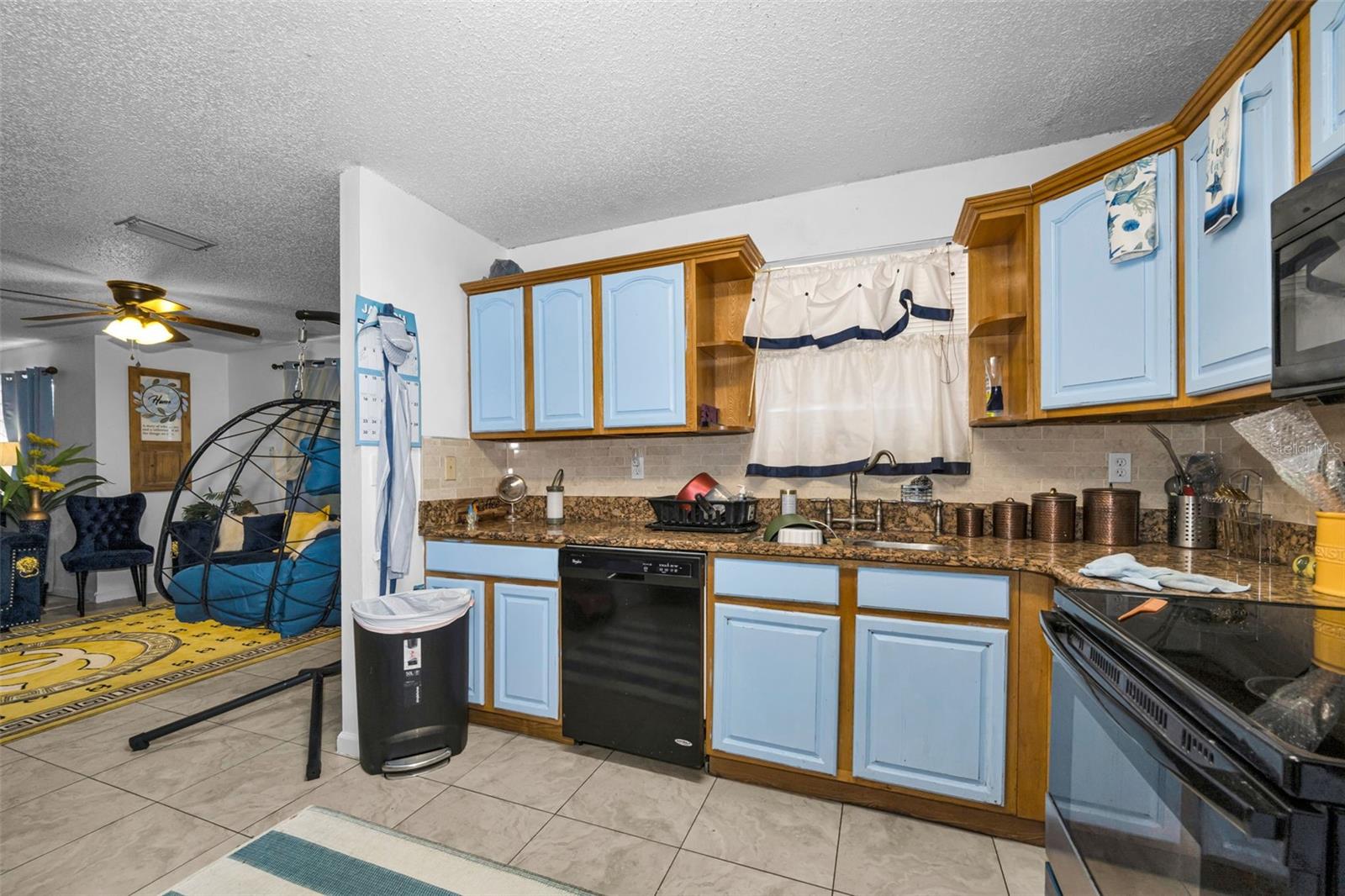 7526 Carolton Cir Property Photo 19