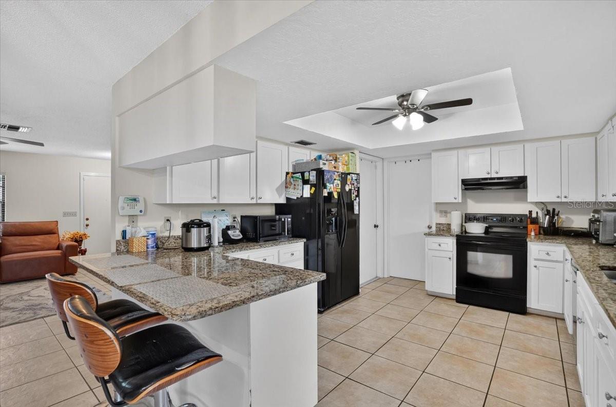 5031 Brandeis Cir S Property Photo 12