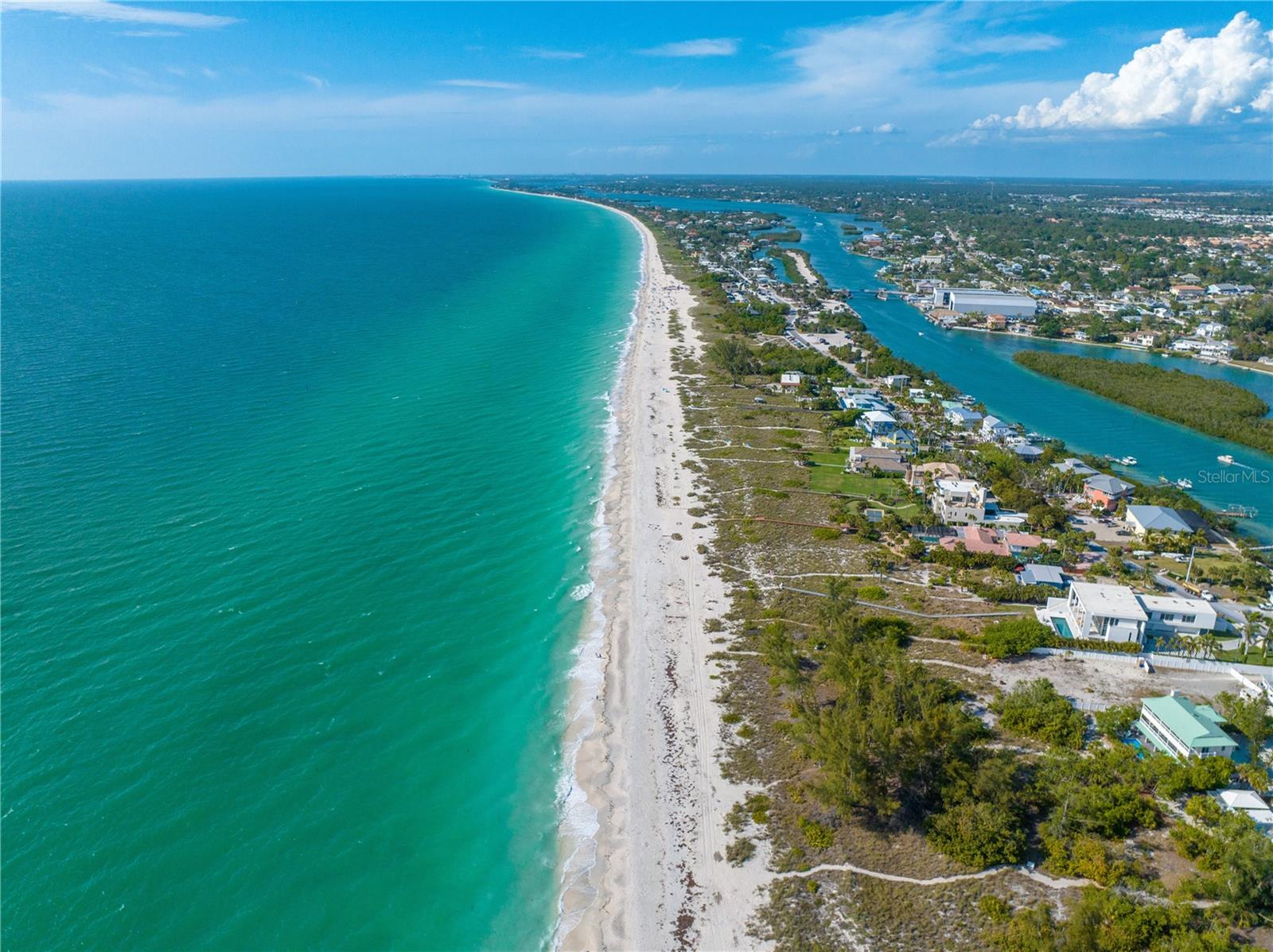 17048 Coral Key Dr Property Photo 59