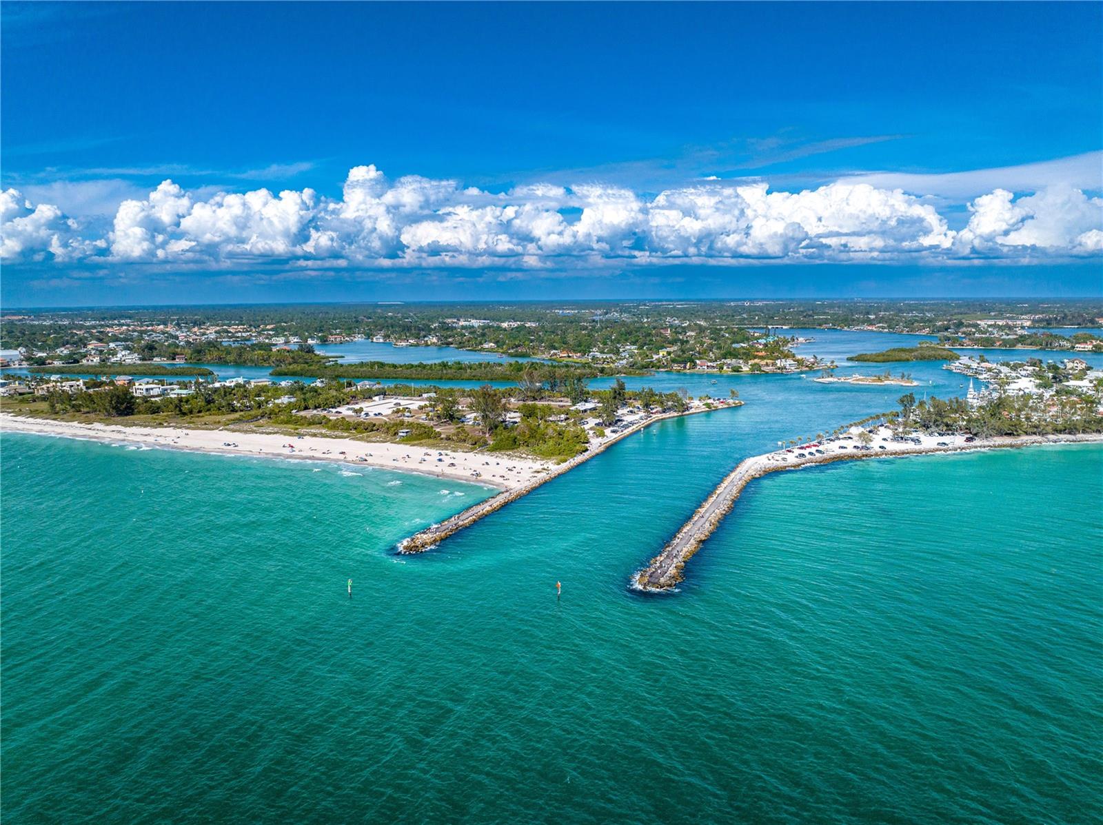 17048 Coral Key Dr Property Photo 63
