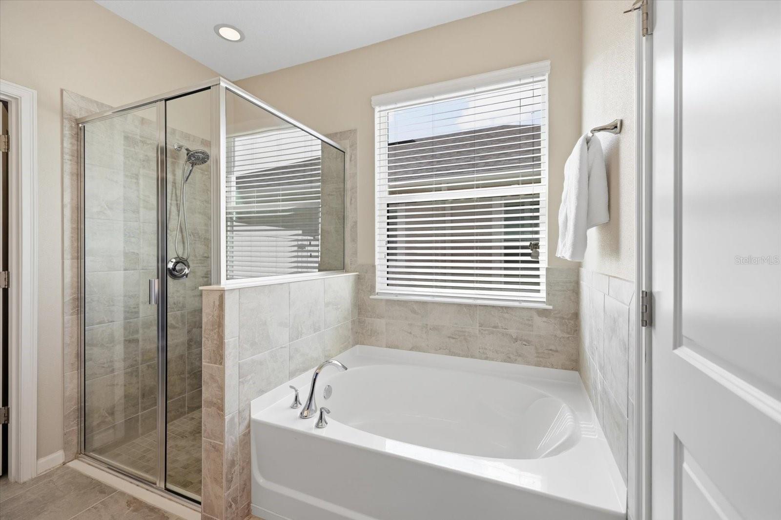 11243 Spring Gate Trl Property Photo 22