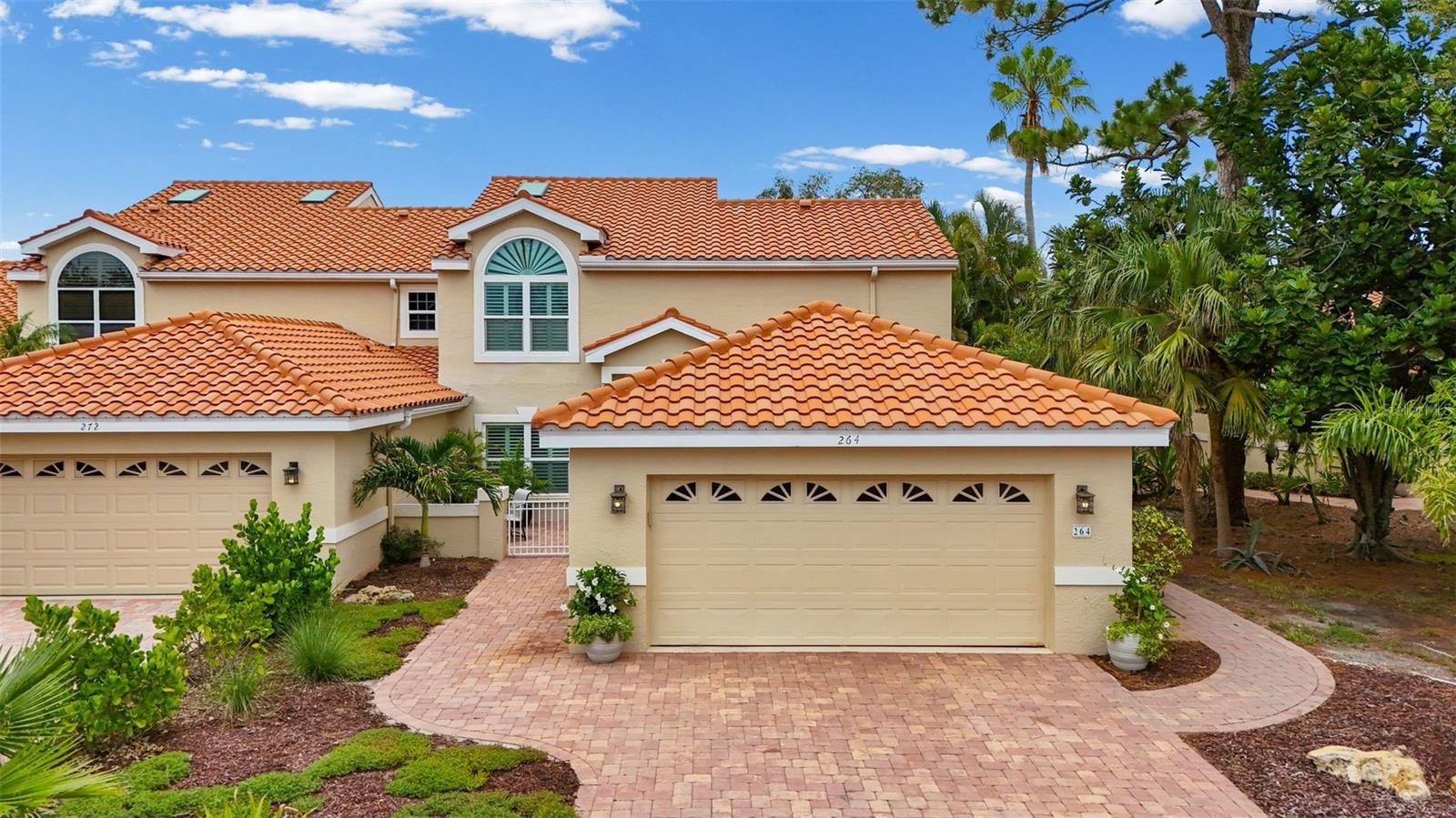 264 WOODS POINT RD