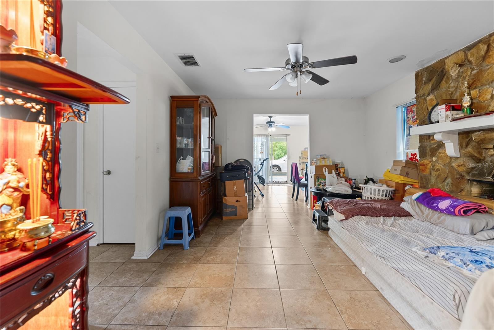 8412 N Grady Ave Property Photo 3