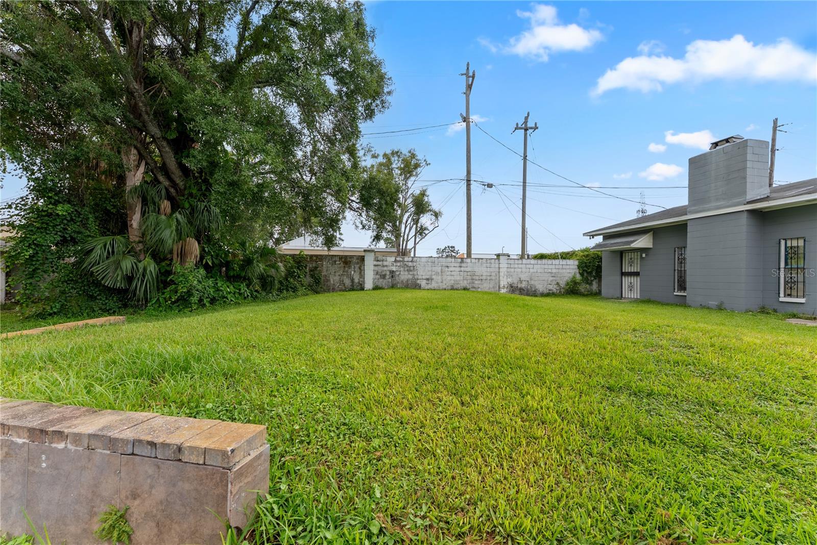 8412 N Grady Ave Property Photo 8