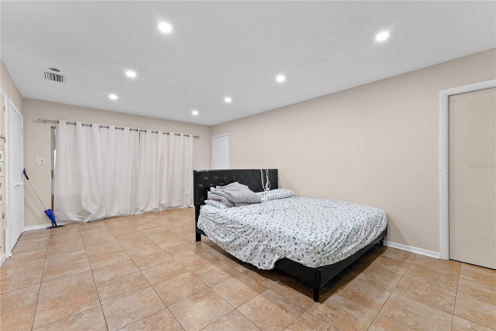8414 N Grady Ave Property Photo 18