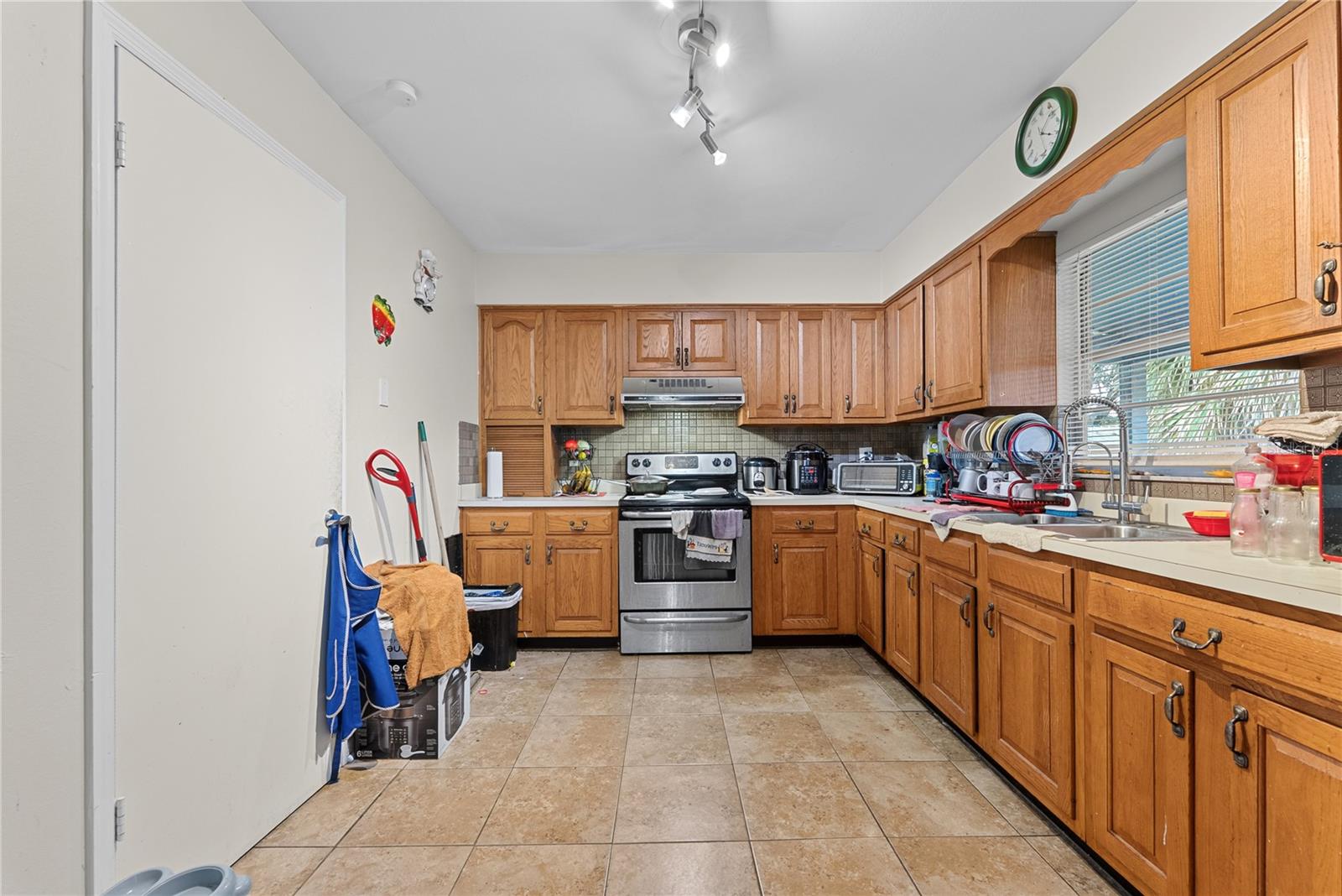 8414 N Grady Ave Property Photo 34