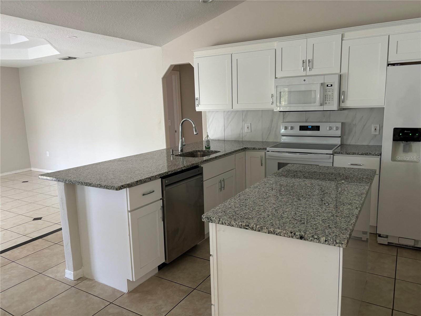 4272 Pandora Rd Property Photo 2