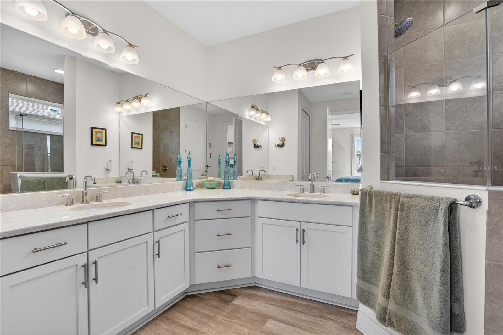 12923 Rainwashed Loop Property Photo 17