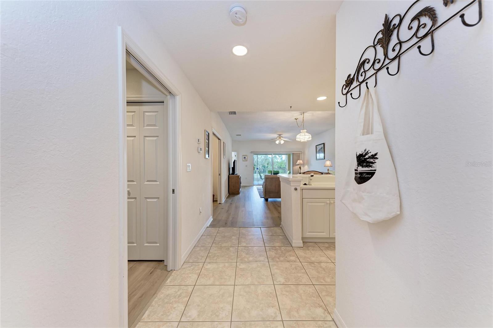 6326 Grand Oak Cir #203 Property Photo 7
