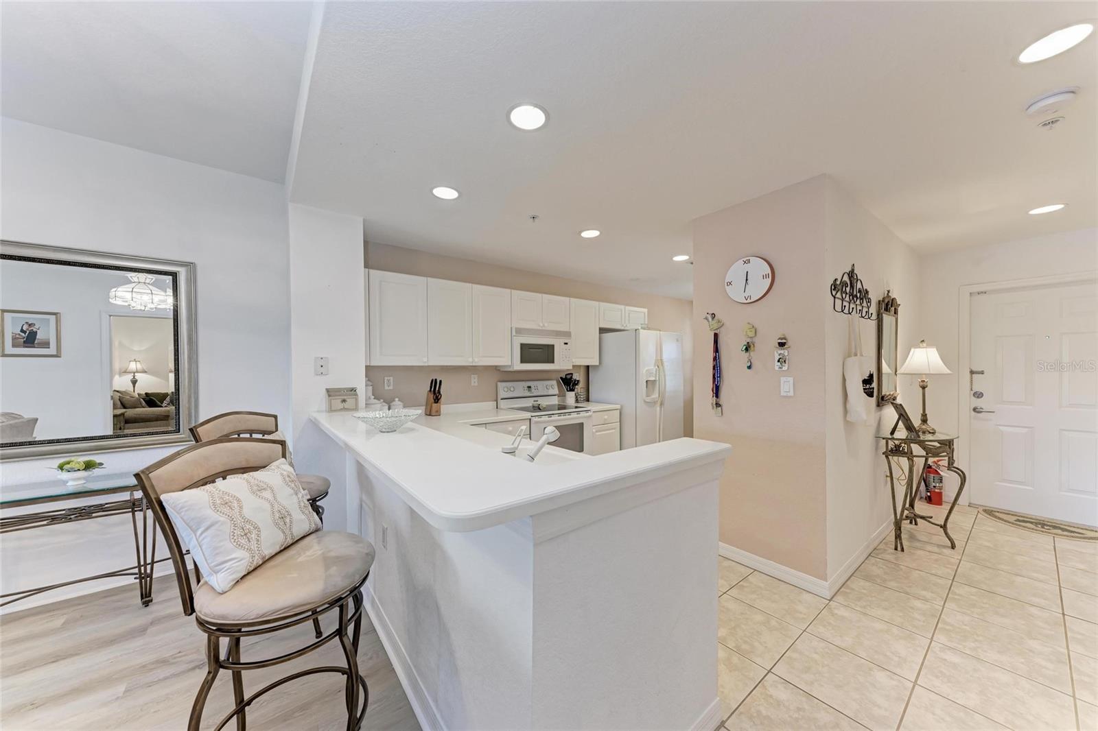 6326 Grand Oak Cir #203 Property Photo 13