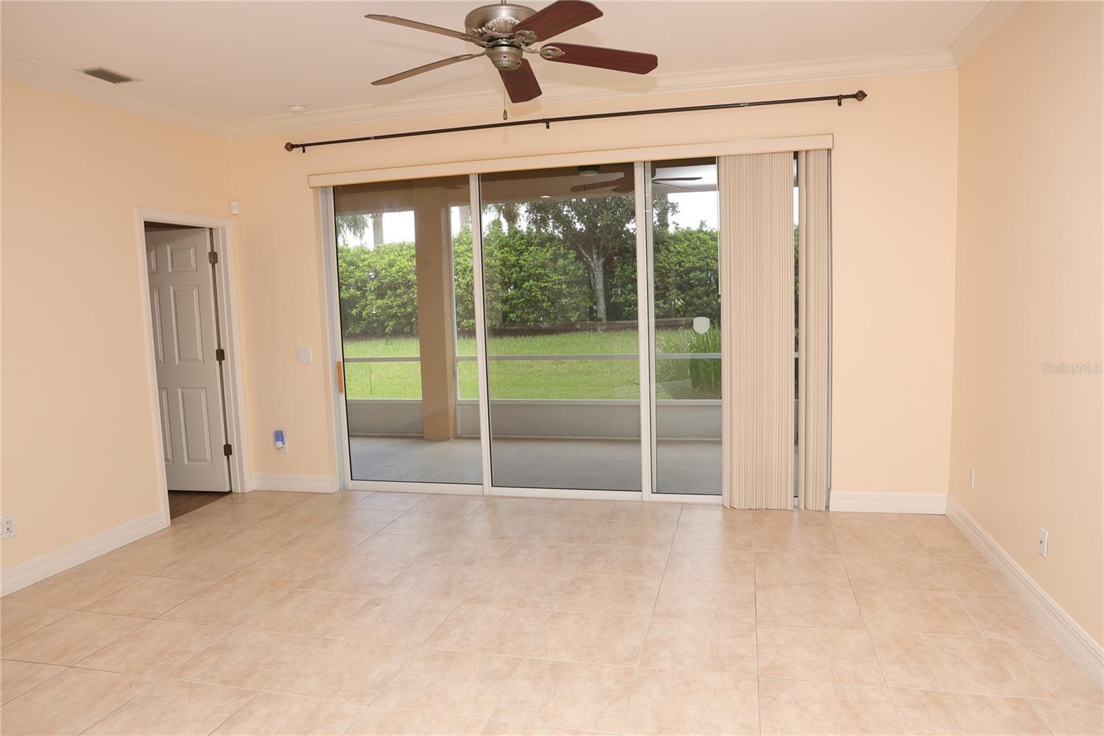 11505 52nd Ct E Property Photo 9