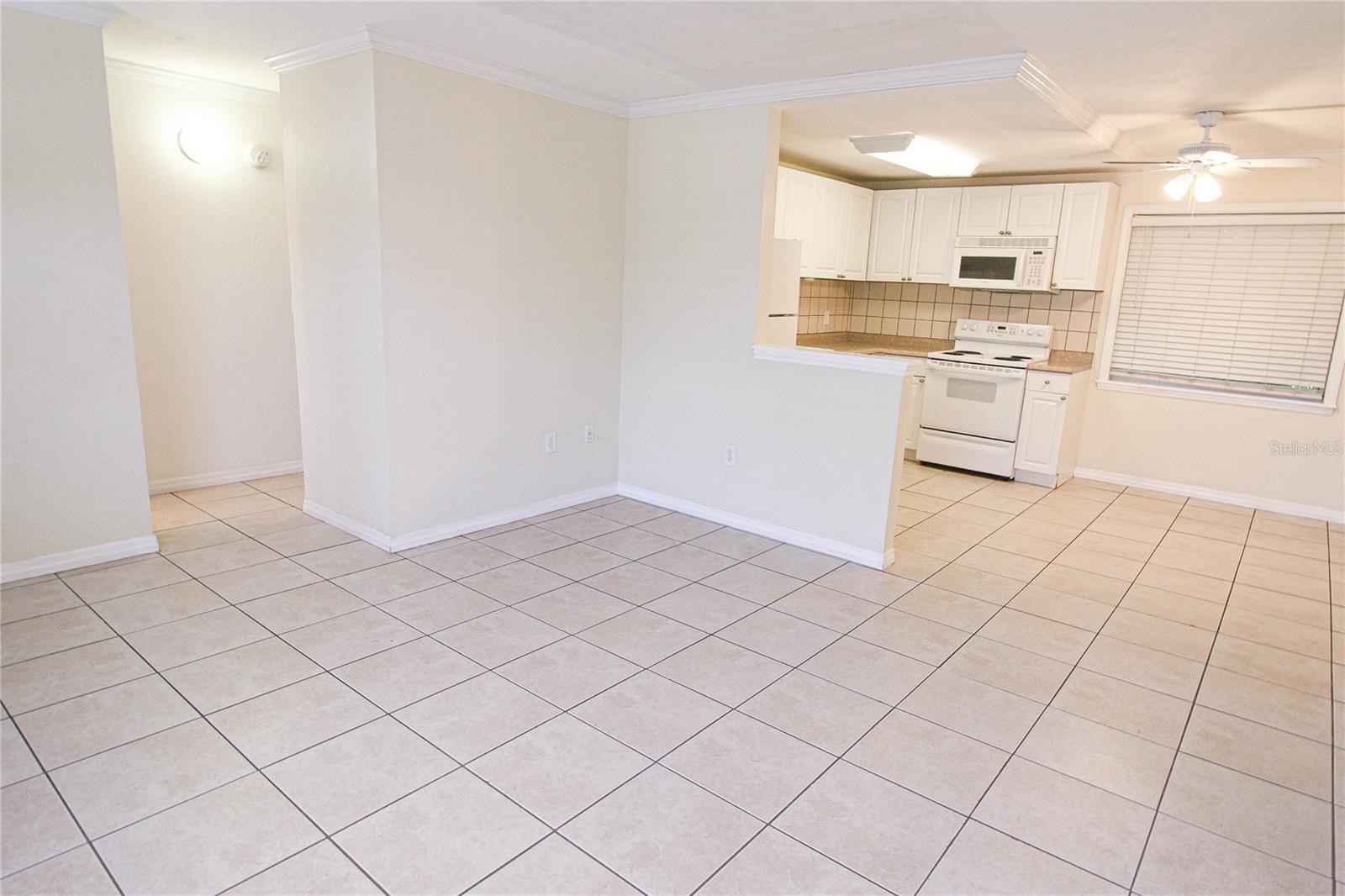 1644 Redwood St #apt D Property Photo 4
