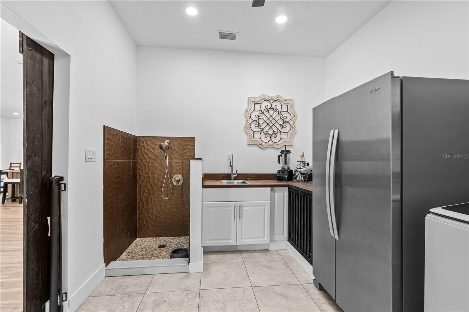 1810 37th St E Property Photo 63
