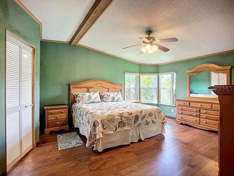 89 Whipporwill Ct Property Photo 17
