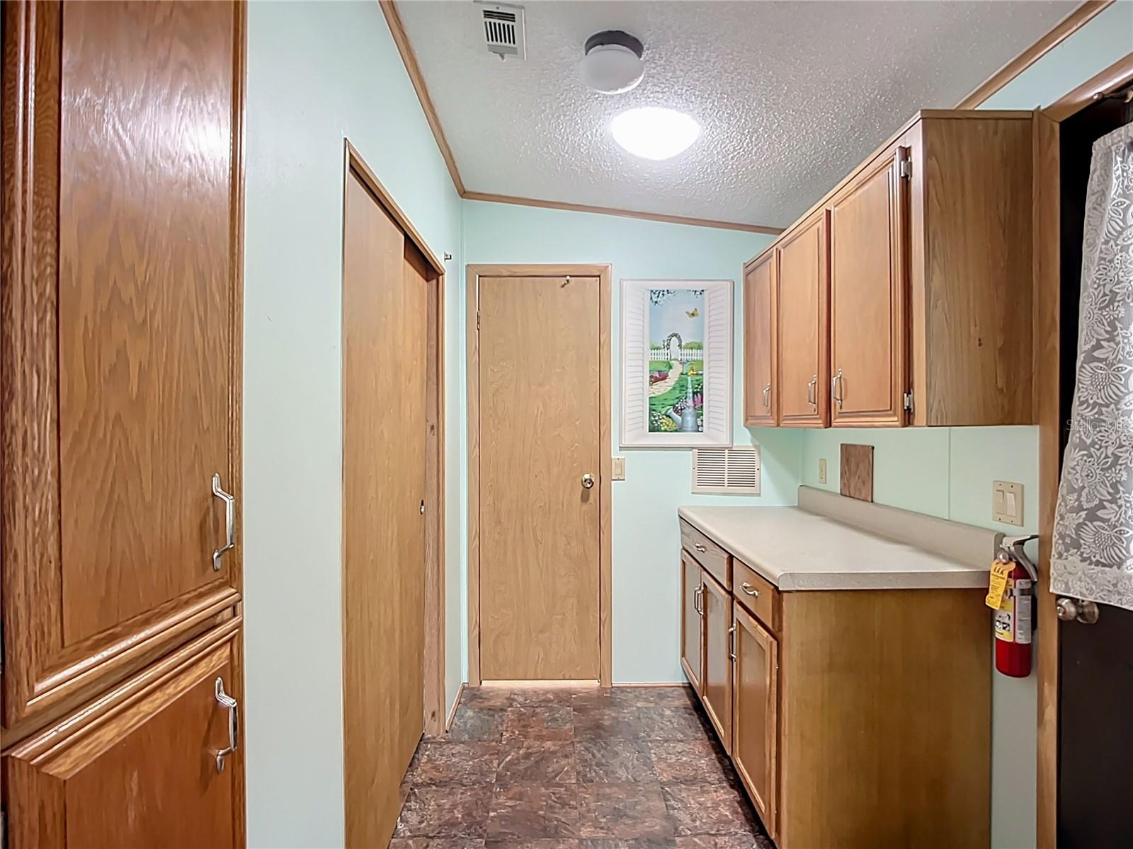 89 Whipporwill Ct Property Photo 33
