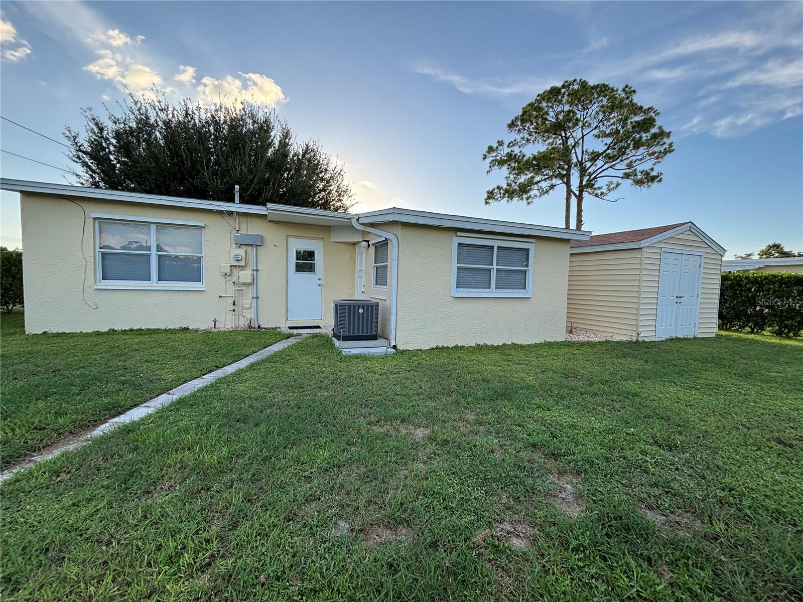 2472 Picnic St Property Photo 7