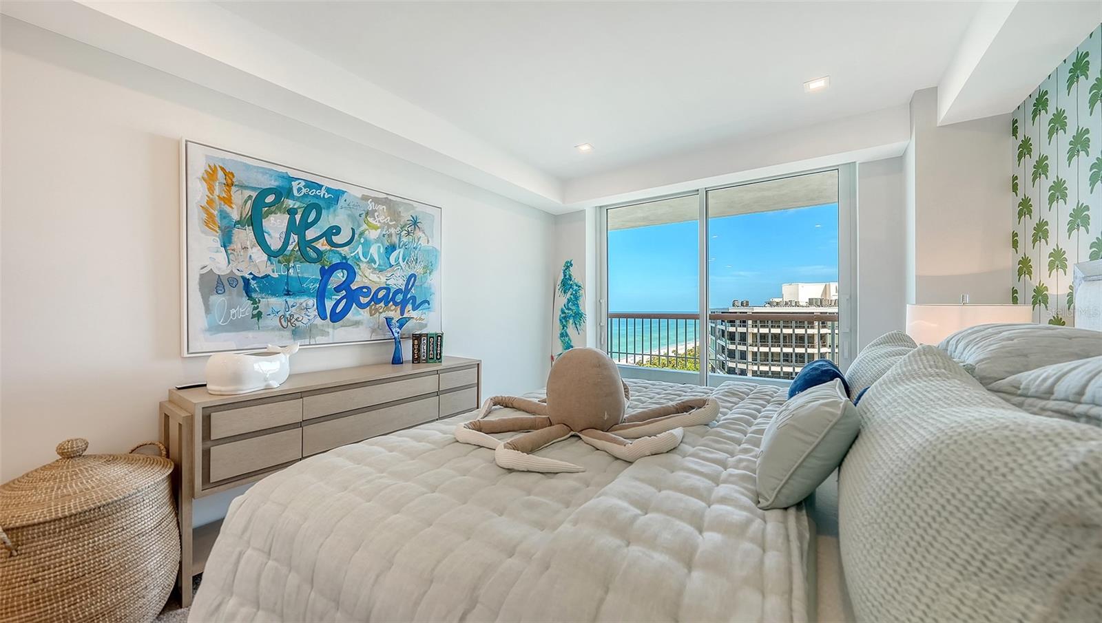 455 Longboat Club Rd #905 Property Photo 42