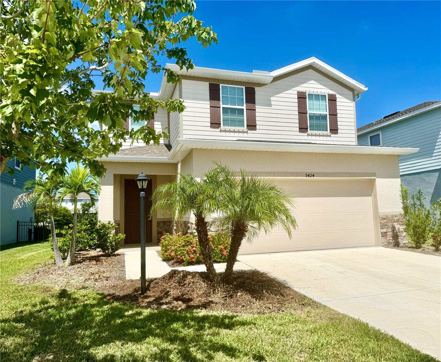 5424 Peaceful Creek Cv Property Photo 3