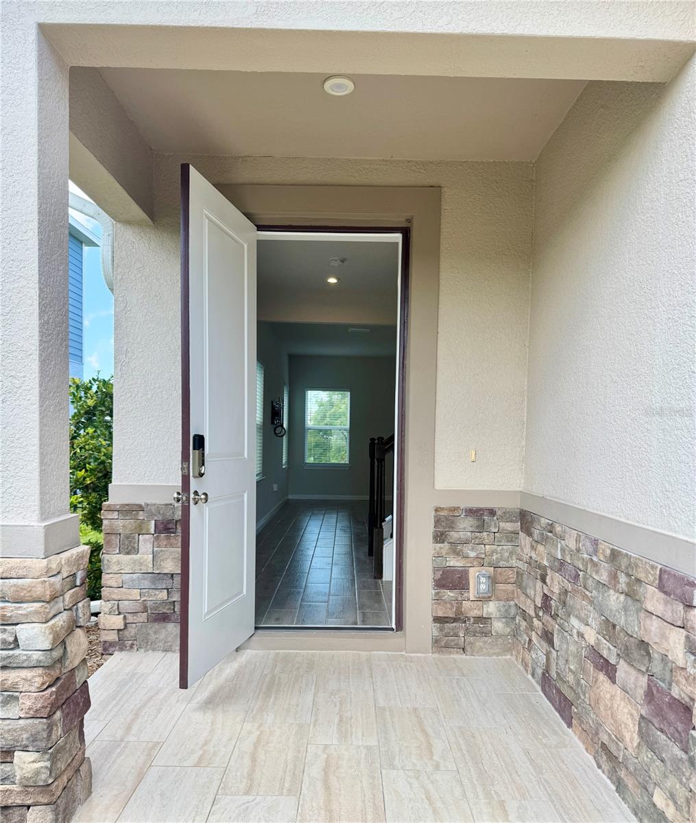 5424 Peaceful Creek Cv Property Photo 4