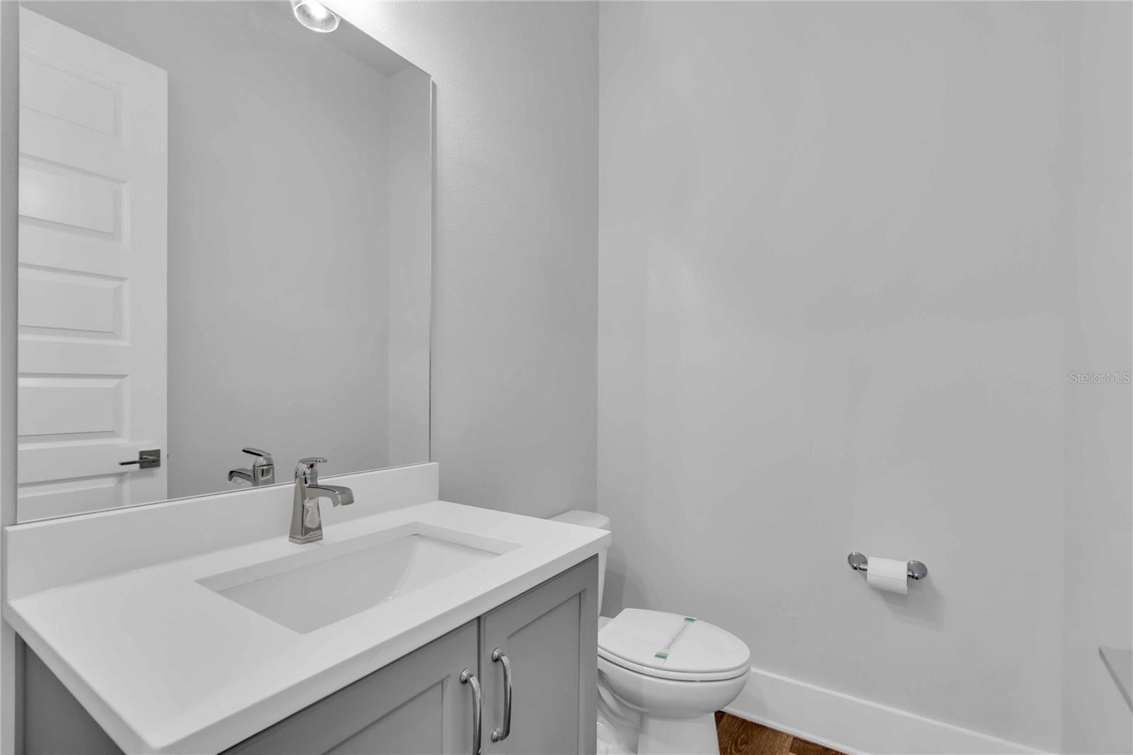 506 Laurel Park Dr #506 Property Photo 4