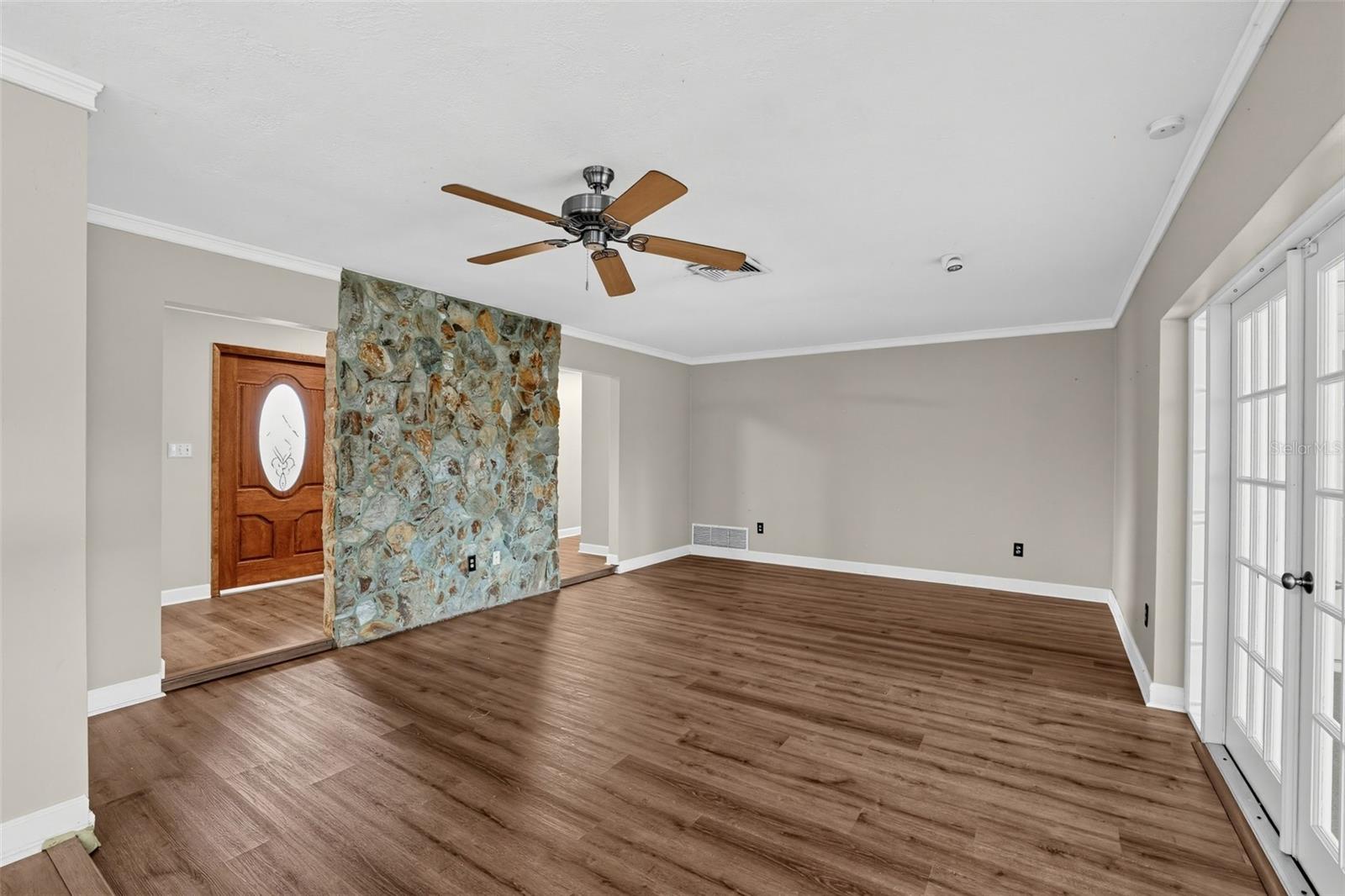 6450 31st Ter N Property Photo 6