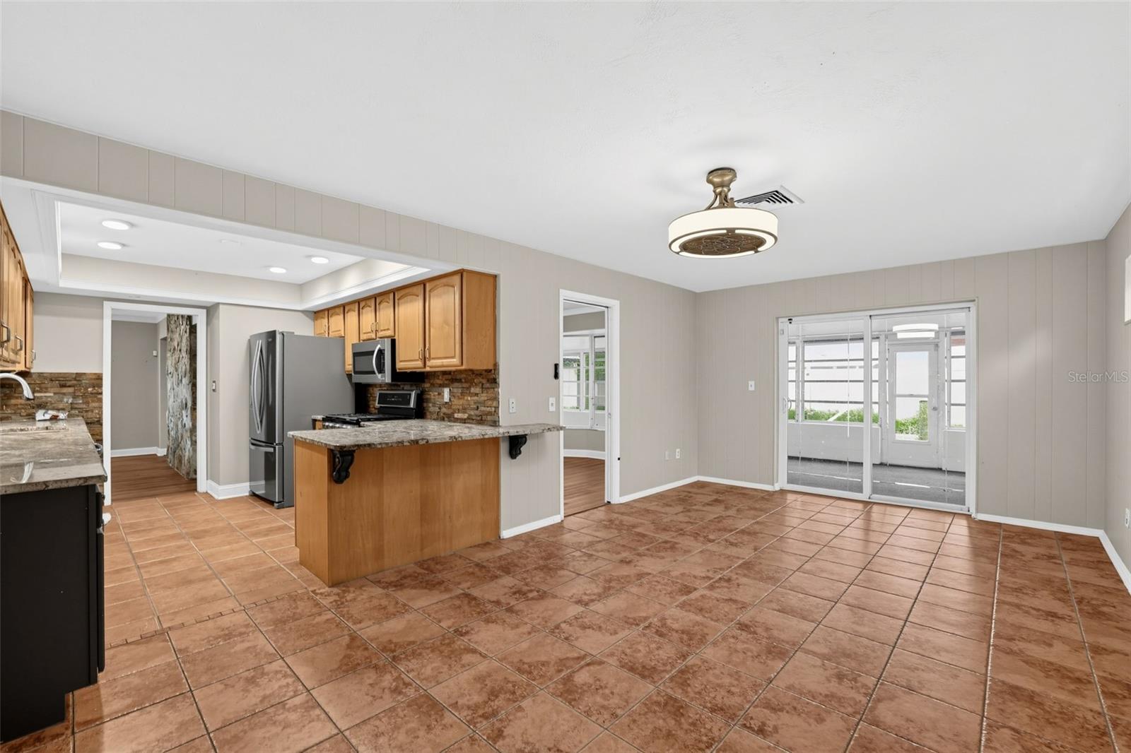 6450 31st Ter N Property Photo 10