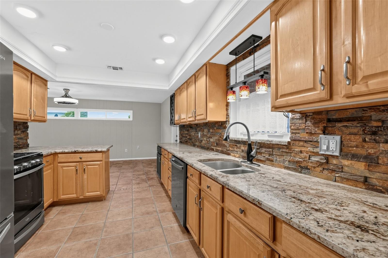 6450 31st Ter N Property Photo 11