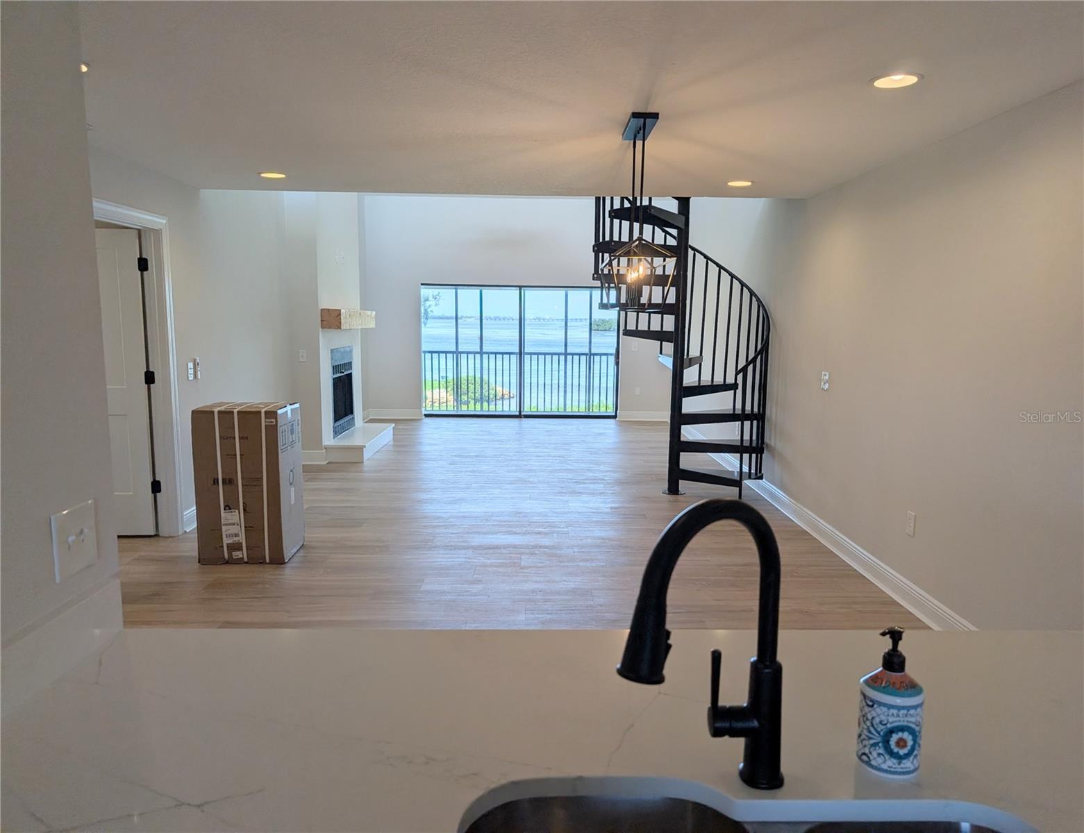 3850 Mariners Walk #723 Property Photo 17