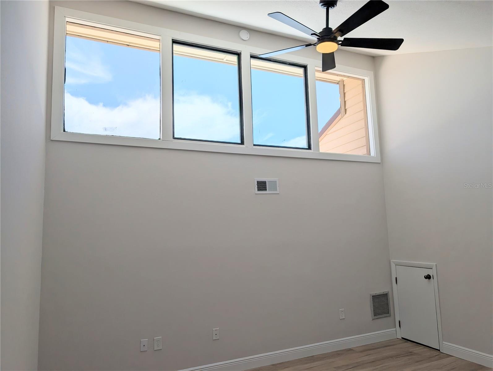 3850 Mariners Walk #723 Property Photo 19