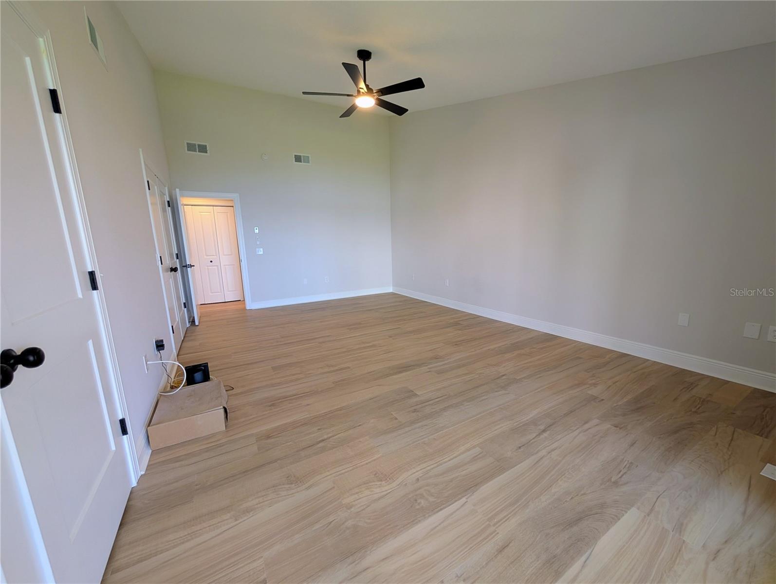 3850 Mariners Walk #723 Property Photo 27