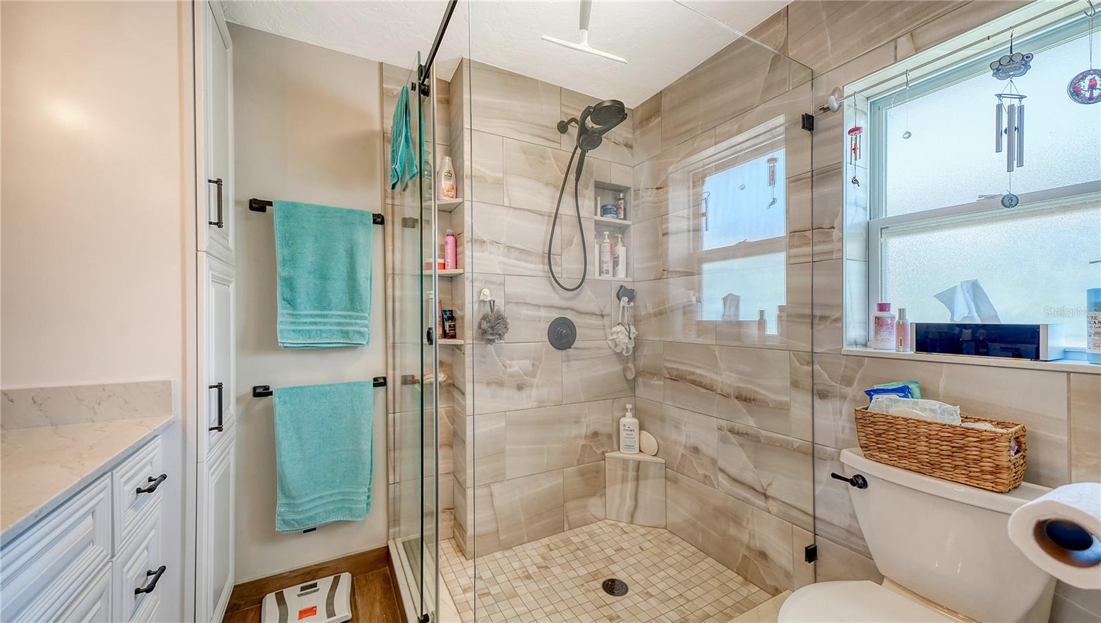 A4703100 Property Photo 15