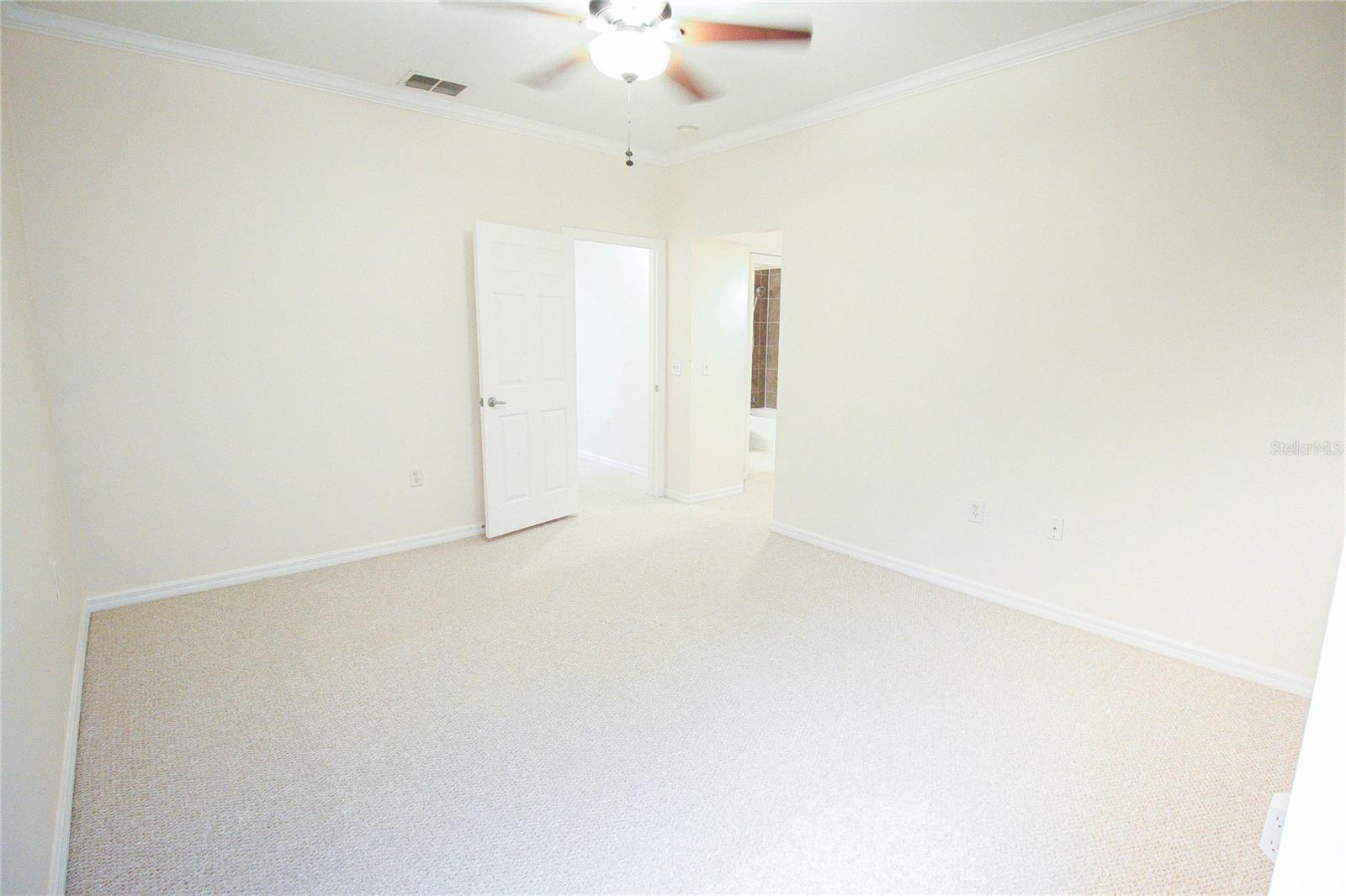 7728 Plantation Cir Property Photo 15