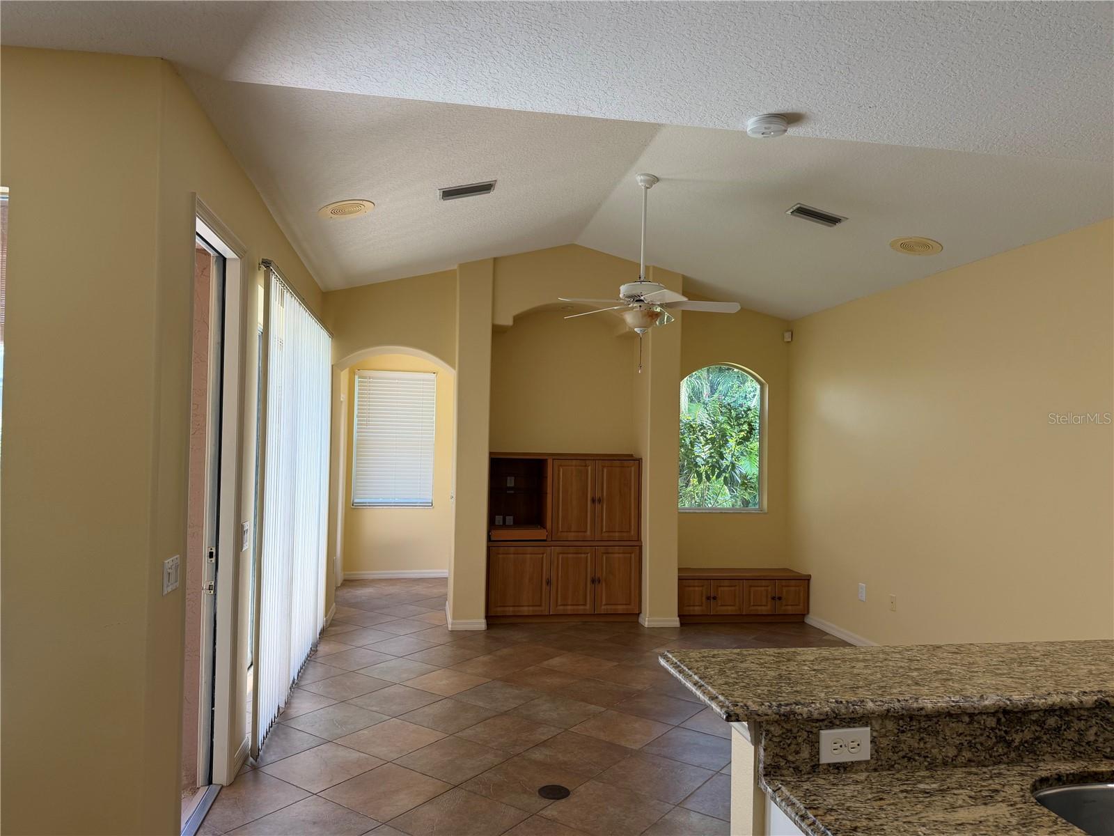 8544 Park Shore Ln Property Photo 14