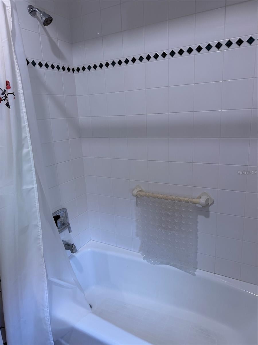 8544 Park Shore Ln Property Photo 31