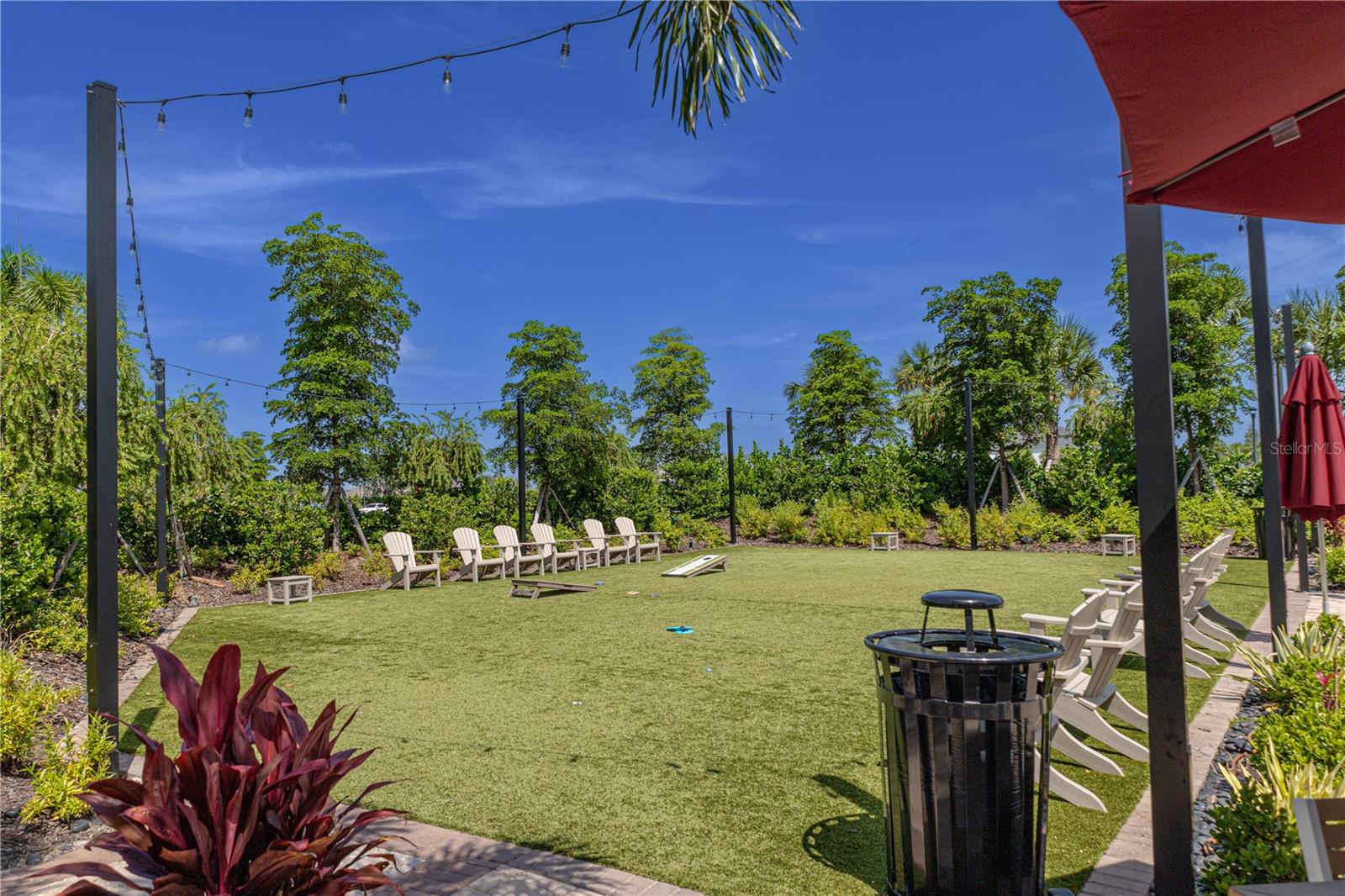 17632 Crescent Moon Loop Property Photo 40